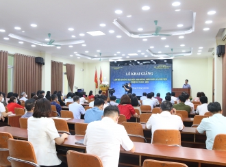 Bồi dưỡng cho gần 280 đại biểu Hội đồng nhân dân cấp huyện nhiệm kỳ 2021-2026 taị Hà Nội