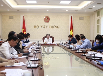 Bộ trưởng chủ trì cuộc họp về Sửa đổi, bổ sung một số điều của các Nghị định thuộc lĩnh vực quản lý nhà nước của Bộ Xây dựng