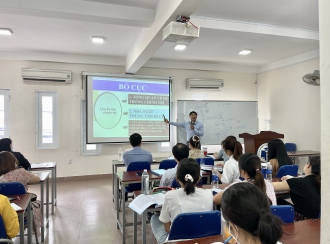 Học viện AMC phối hợp với Trường Đại học Công nghiệp thực phẩm thành phố Hồ Chí Minh tổ chức lớp Bồi dưỡng ngạch chuyên viên